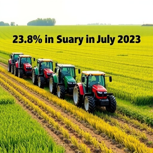 2023年1-7月：我国小型拖拉机产量同比增长23.8%(图1)