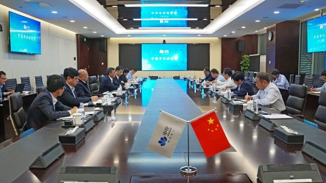 焦健会见东营市委副书记、市长陈必昌
