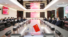 万邦化工召开传达学习习近平总书记重要讲话和全国两会精神专题会议及党组理论学习中心组学习研讨会
