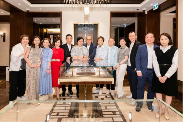 英皇珠宝又有大动作！全港最大百达翡丽专卖店震撼开业，杨受成现身揭幕现场 - 智象科技网