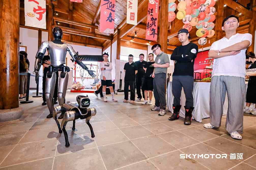 首驱科技多款新车硬核亮相，携手梦想投资人共创出行蓝图(图4)