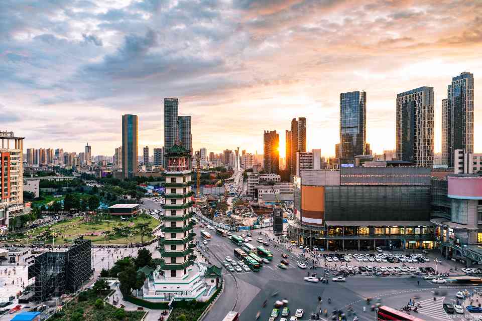 郑州云虎软件定制开发的市场前景和潜力(图2)