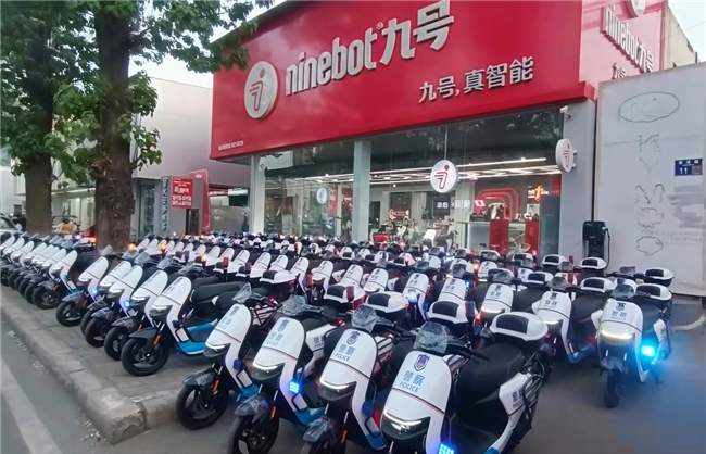 九号N85c警务电动车上岗 成为河南洛阳下辖县公安日常巡逻新搭档(图4)