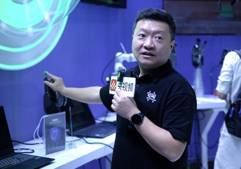 触觉增强世界模型引关注，一目科技IROS首秀定义机器人感知新维度 - 智象科技网