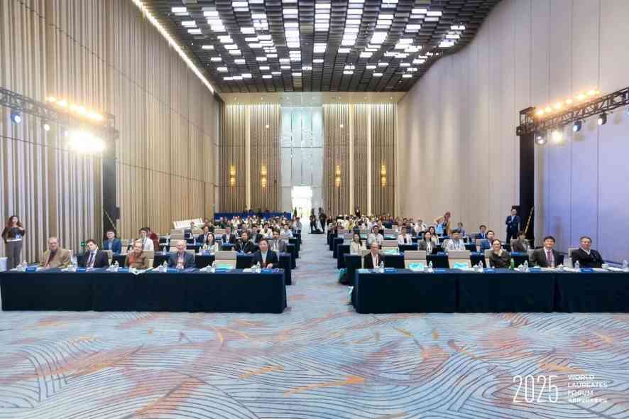 青年科学家站C位，“破壁”对话顶尖大师 - 智象科技网