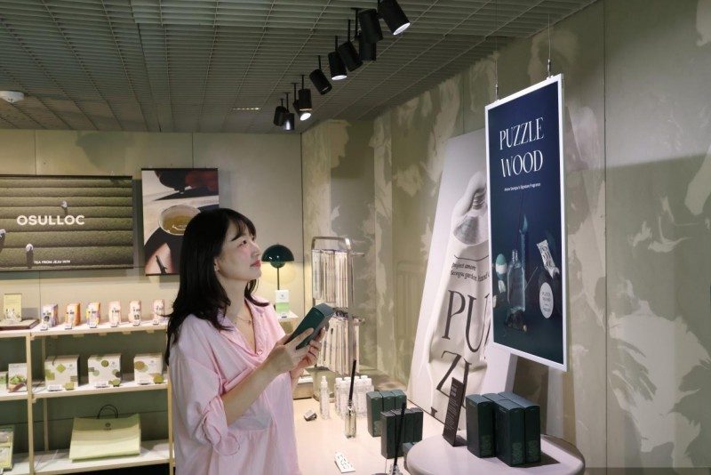三星彩色电子纸 E-Paper × 爱茉莉圣水店：守护空间的本真之美(图6)