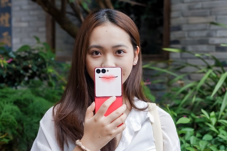 折叠科技碰撞古巷韵味 三星Galaxy Z系列用影像解锁成都新视界(图17)
