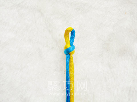 中国结一字型团锦共用套走线图解(图4)