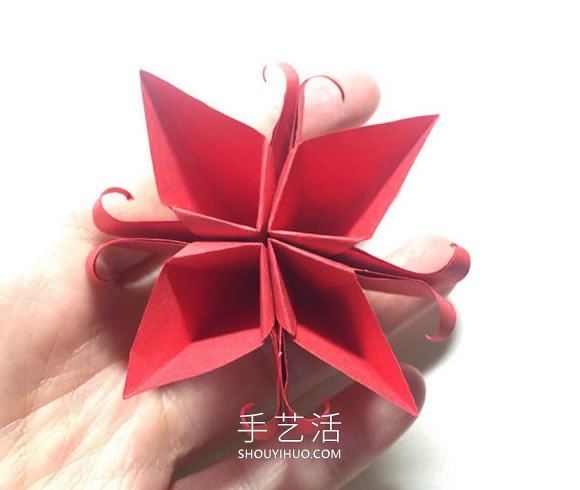 简单折纸4个花瓣 粘合得到一朵四瓣花！(图15)
