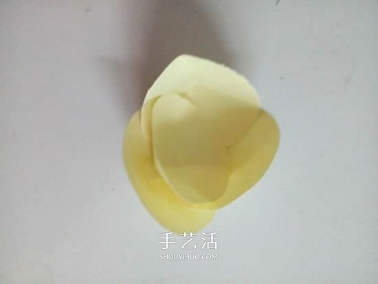 简单纸花怎么做图解 组合式花朵的制作方法(图9)