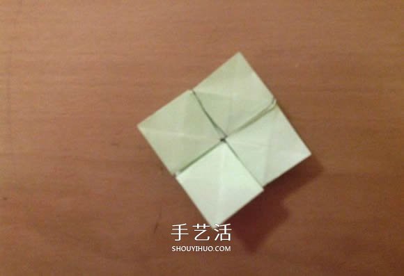 幸运四叶草的折法图解 怎么折纸四叶草步骤图(图19)