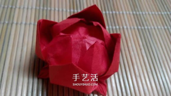 即将完全开花的荷花的折纸方法图解过程(图18)