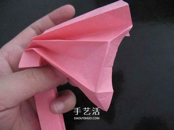 赠送初恋的小礼物！折纸蔷薇戒指的折法图解(图71)