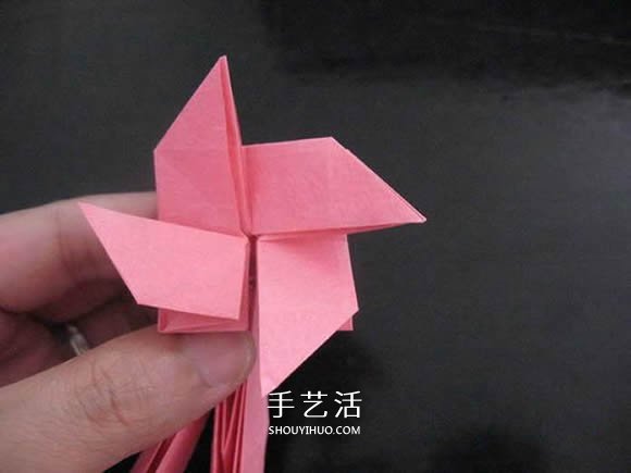赠送初恋的小礼物！折纸蔷薇戒指的折法图解(图91)