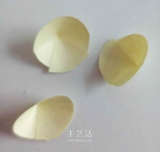 简单纸花怎么做图解 组合式花朵的制作方法(图15)