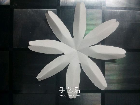 简单手工做太阳花教程 向日葵花的做法图解(图6)