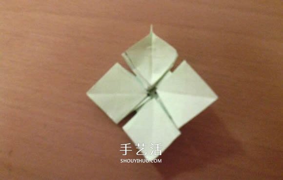 幸运四叶草的折法图解 怎么折纸四叶草步骤图(图29)