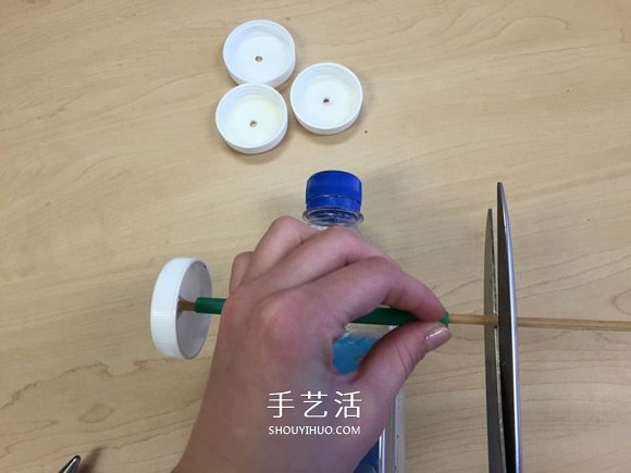 自制电动风力车玩具的制作方法教程(图15)