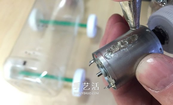 自制电动风力车玩具的制作方法教程(图29)