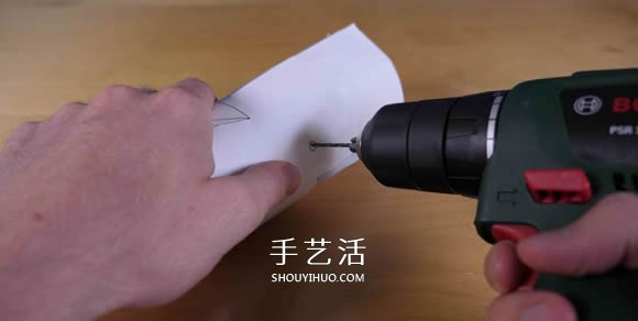 可乐瓶科技小制作 DIY橡皮筋动力飞机的方法(图7)
