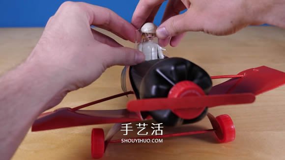 可乐瓶科技小制作 DIY橡皮筋动力飞机的方法(图42)