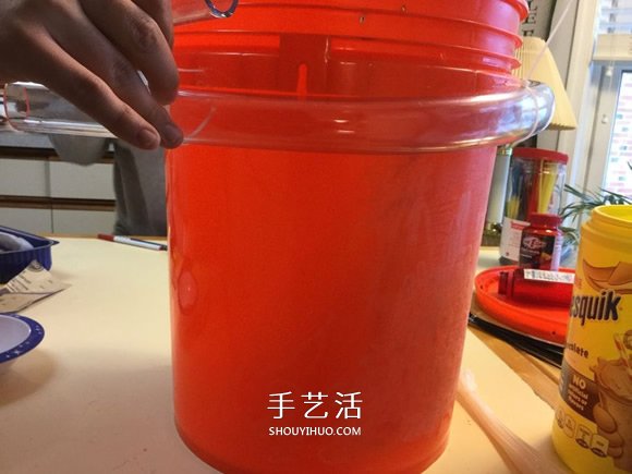 自制滚弹珠玩具的方法 简单的废物利用小制作(图4)