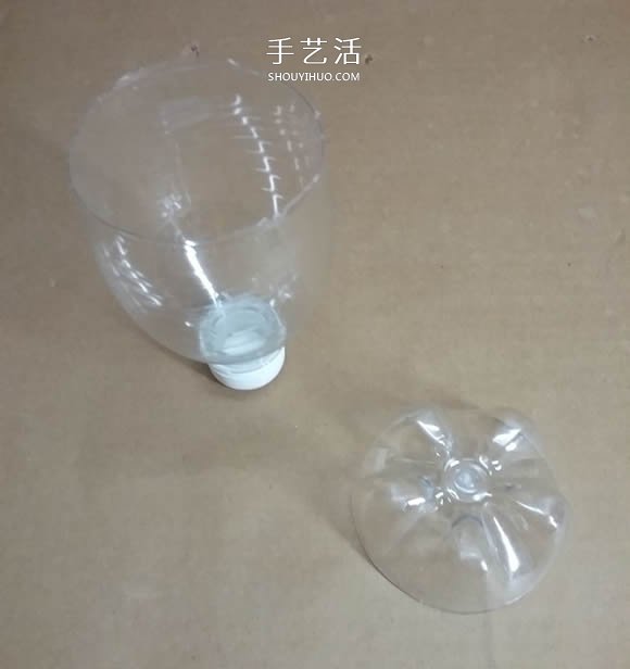 矿泉水瓶废物利用手工制作奖杯、国旗和酒杯(图12)