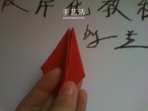 彼岸花的折法步骤图解 详细折纸彼岸花的过程(图19)