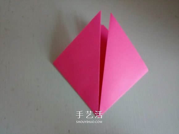 简单又漂亮五瓣纸花的折法步骤图解(图4)