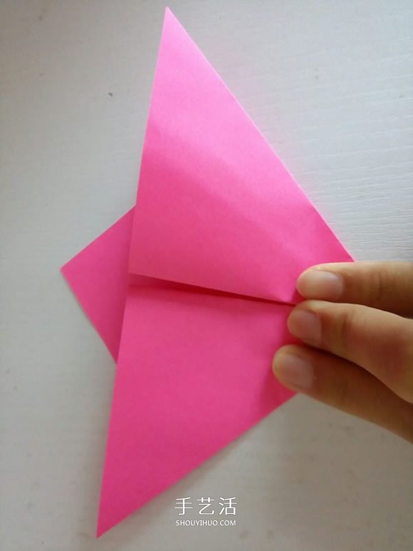 简单又漂亮五瓣纸花的折法步骤图解(图6)