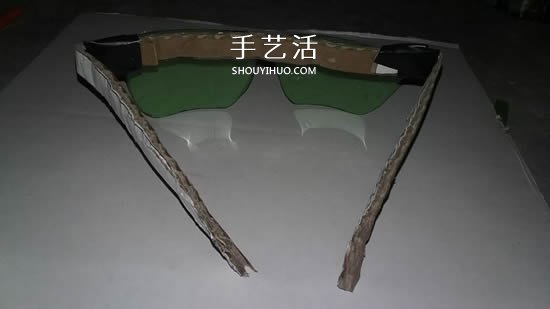 汽水瓶废物利用手工制作黑框太阳镜的方法(图15)