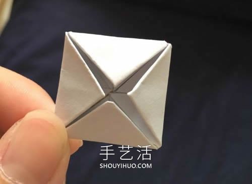 儿童简单折纸四角花的折法图解教程(图4)