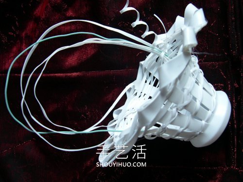酸奶瓶手工制作小花篮的做法教程(图9)