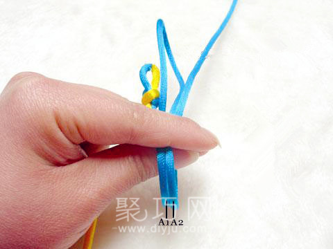 中国结叠翼盘长结徒手编法图解(图6)
