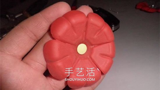 自制矿泉水瓶仿真花的方法图解教程(图15)