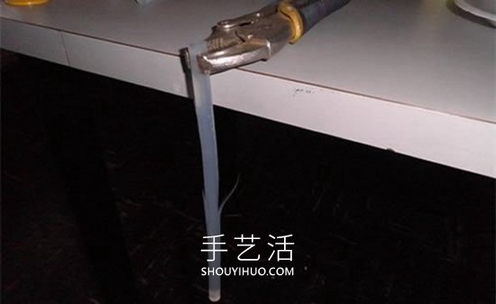 自制矿泉水瓶仿真花的方法图解教程(图11)