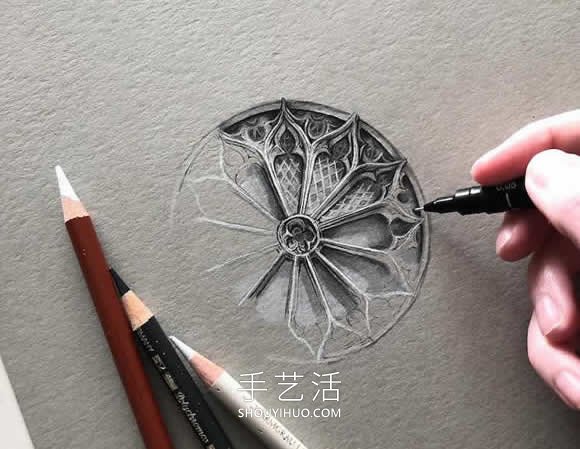 错综复杂的建筑图纸！捕捉哥特式建筑之美 - 双维造物网