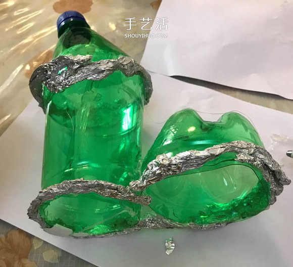 雪碧瓶手工制作万圣节女巫屋图解教程(图11)