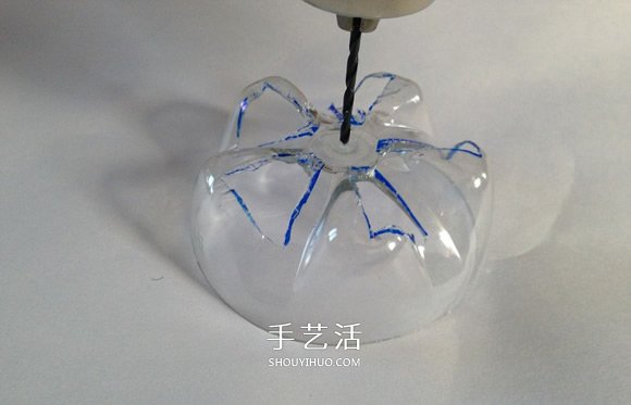 用塑料瓶做潜水艇玩具的方法(图6)