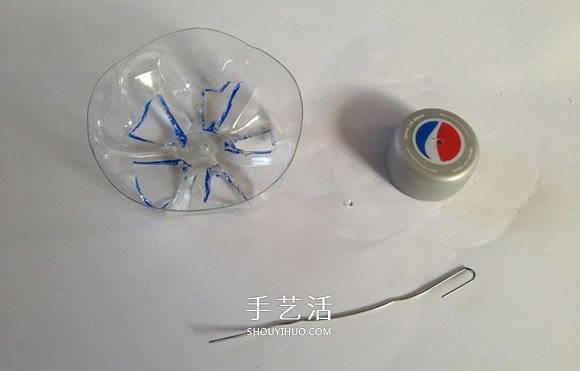 用塑料瓶做潜水艇玩具的方法(图9)