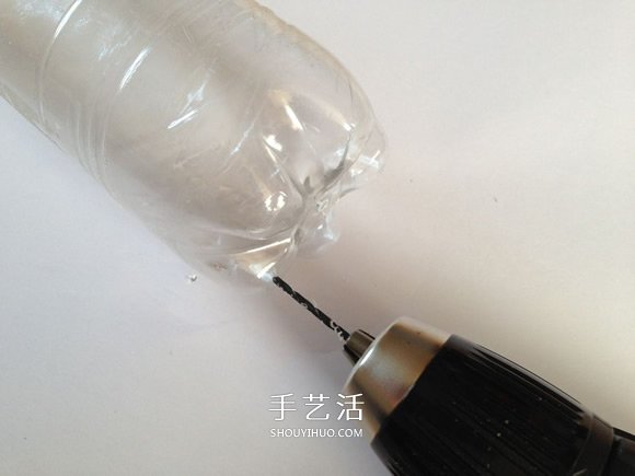 用塑料瓶做潜水艇玩具的方法(图15)