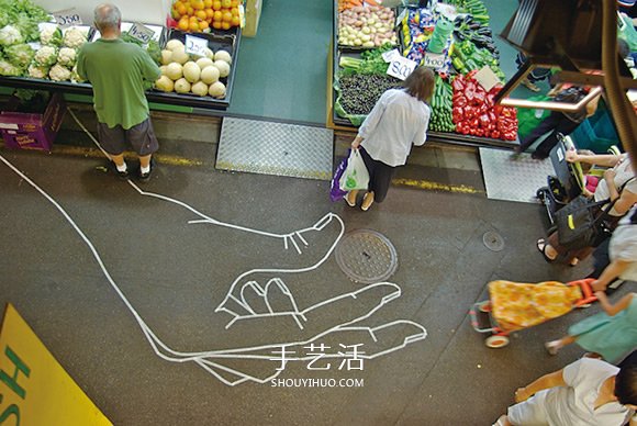 胶带就是我的画笔！用胶带粘贴而成的街头涂鸦(图3)
