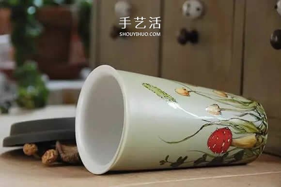 她们把家里的杯碟画成画 将每一天都过成诗！(图25)