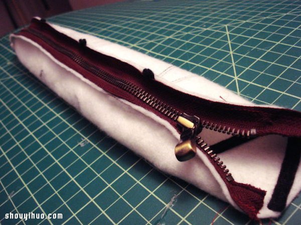 用拉链改造旧衣服 DIY超抢眼猫咪T恤教程(图11)