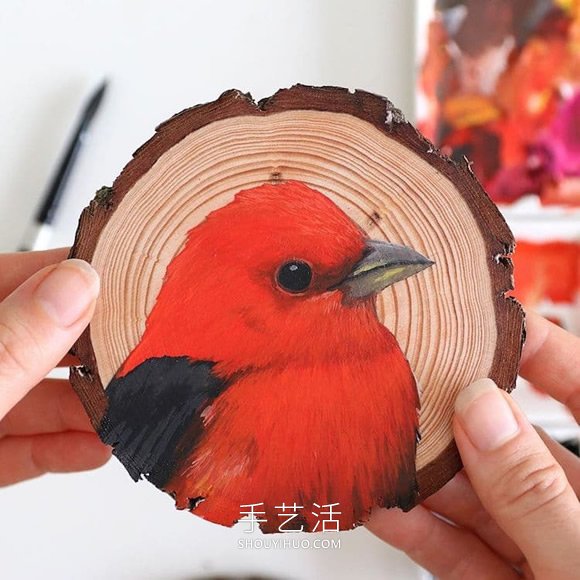 艺术家花了100天的时间在木片上绘画100种鸟类(图35)