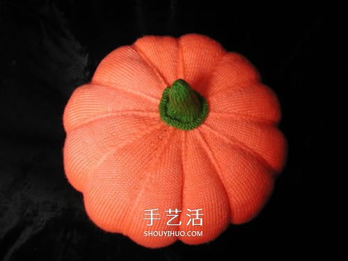 用毛线做水果的作品图片 还能当做趣味靠枕 - 双维造物网