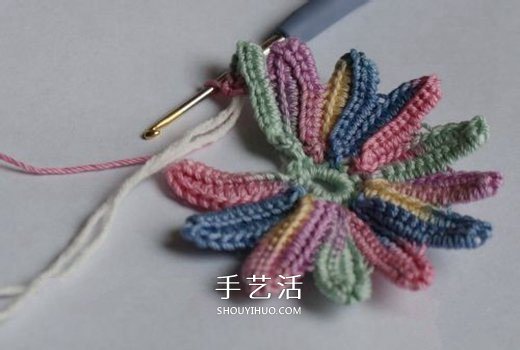 钩针编织五彩菊的方法图解 单元菊花的钩织方法(图8)