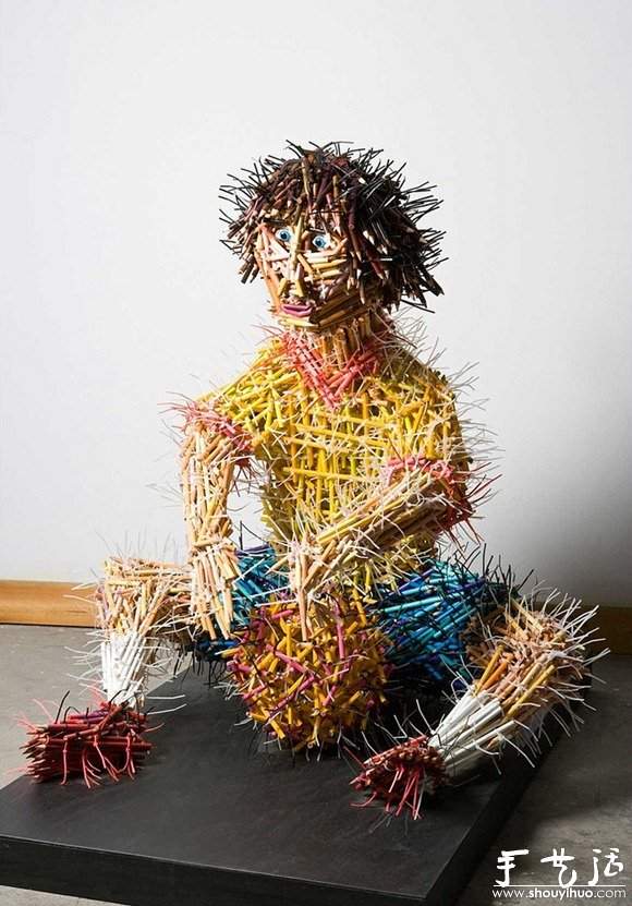 铅笔组合雕塑的作品(图4)