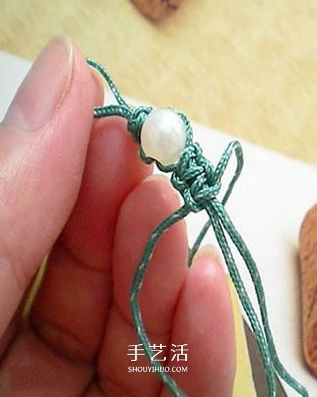 圣诞树小挂件的编法 手工编织圣诞树挂饰图解(图4)