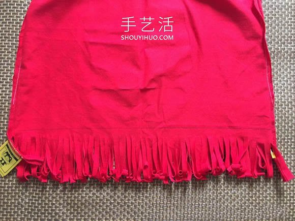 旧T恤改造带流苏性感背心的做法教程(图11)